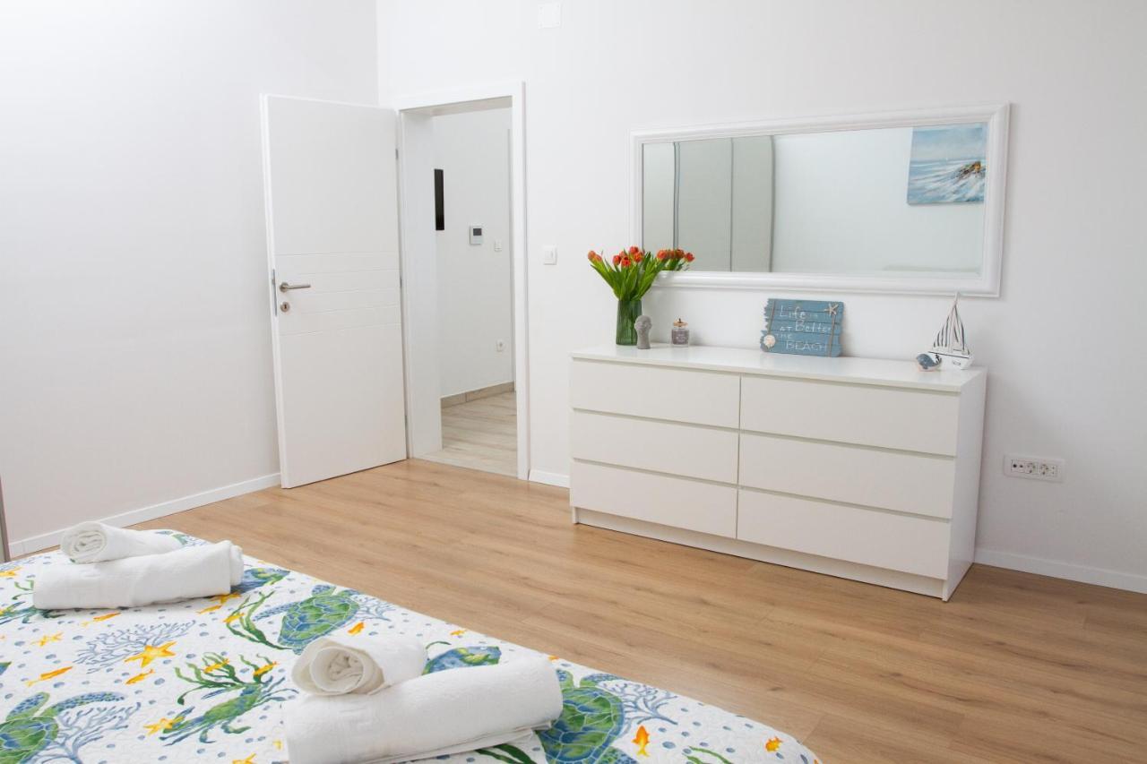 Unforgettable Sea View Apartments Bakota ポドストラナ エクステリア 写真