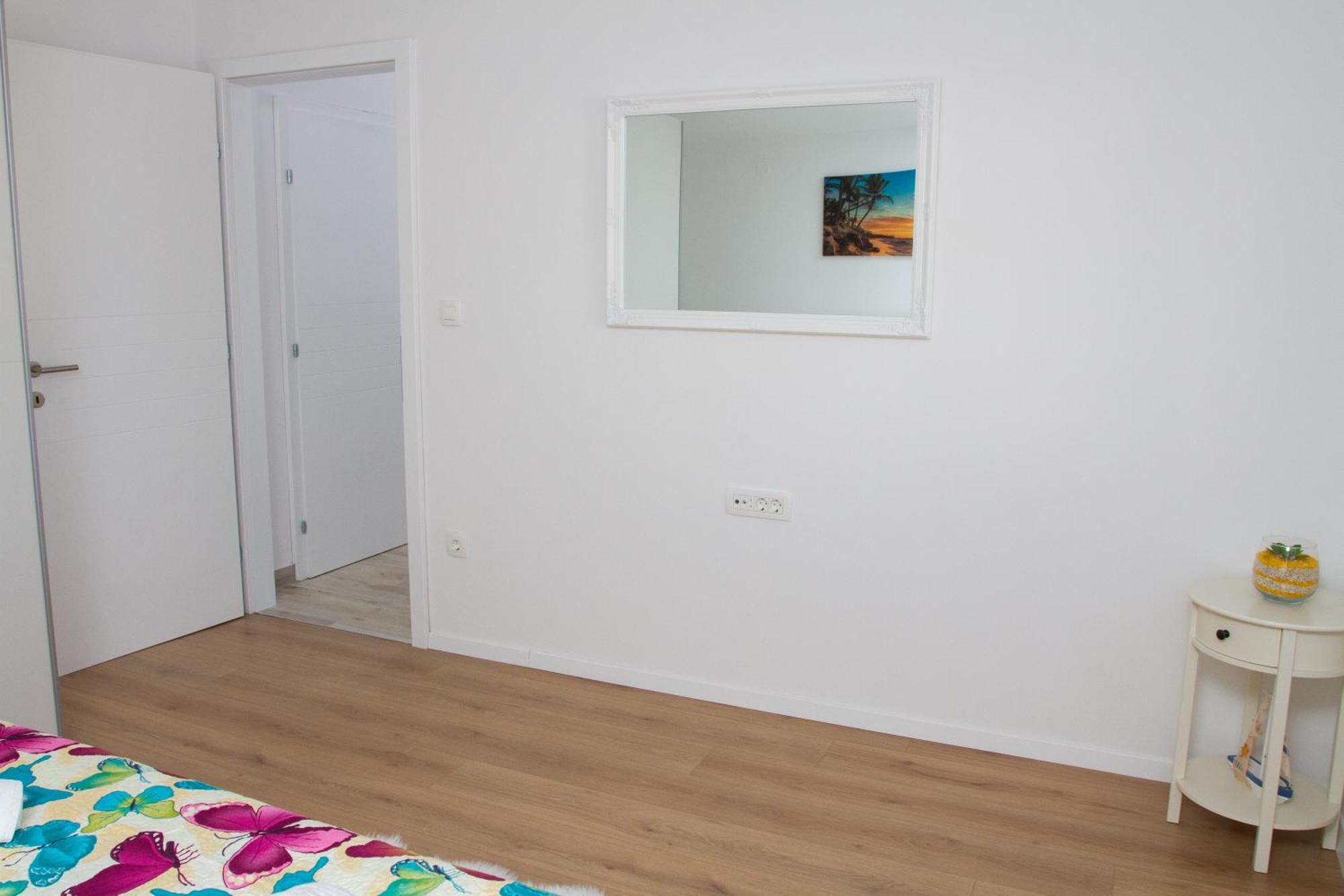 Unforgettable Sea View Apartments Bakota ポドストラナ エクステリア 写真